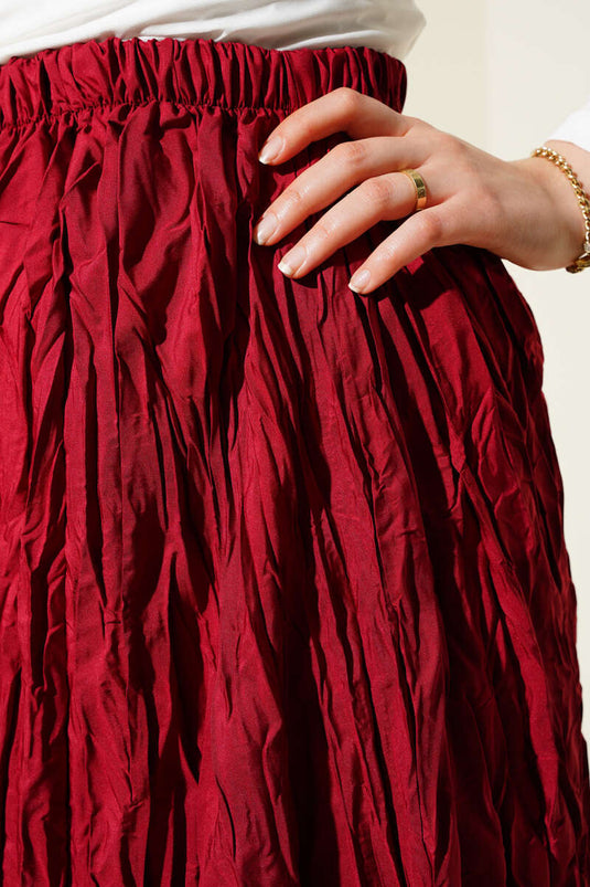 Geplooide rok in kreukelstof, bordeauxrood