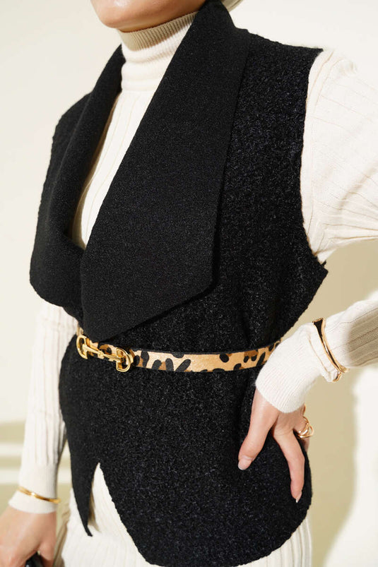 سترة قصيرة سوداء