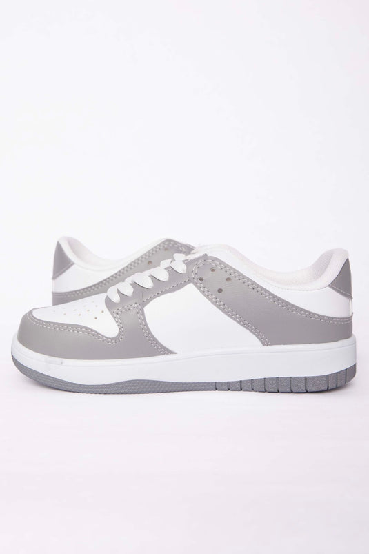 Classic Lace-Up Sneaker Sports Shoe Gray