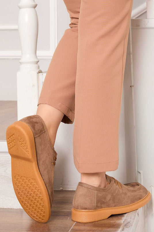 Chaussures à lacets style mocassins classiques en vison