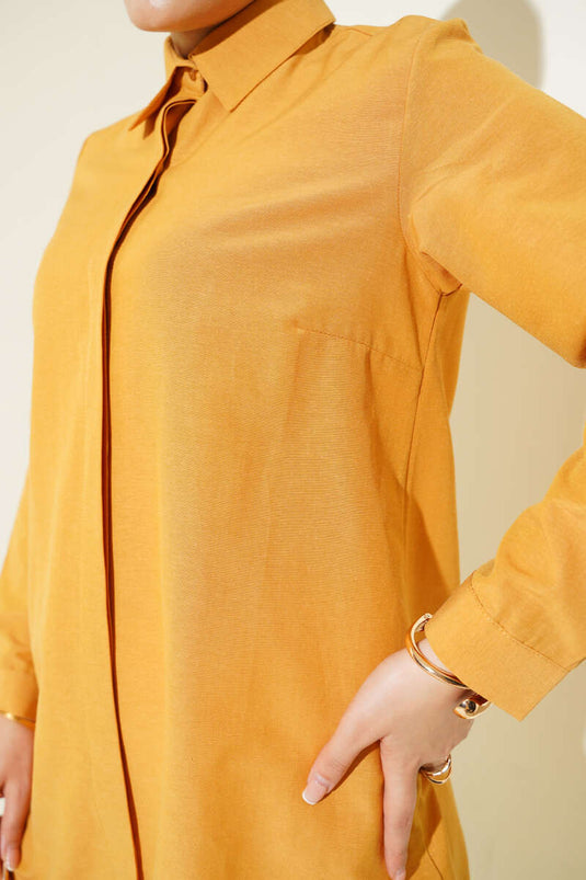 Chemise camel à col classique et coupe ovale