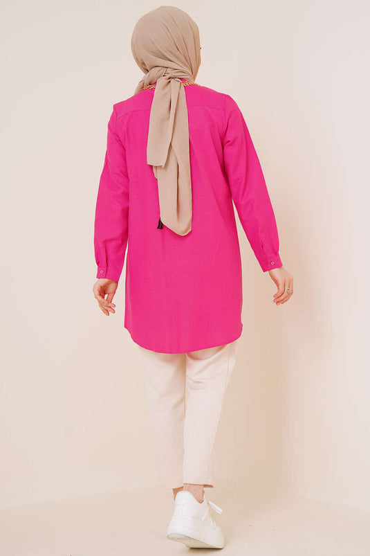قميص فوشيا بقصة بيضاوية وياقة كلاسيكية