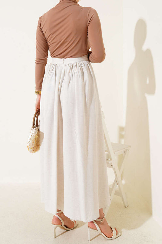 تنورة واسعة بسحاب باللون البيج