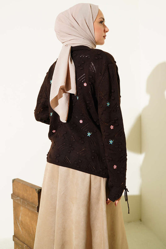 Pull en maille à broderies florales et cordon de serrage aux manches, marron café