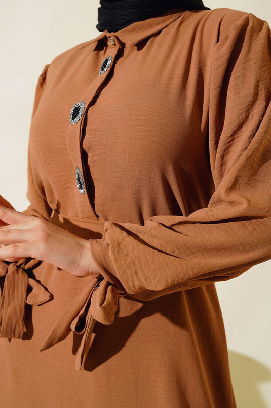 فستان كم مربوط الجمل