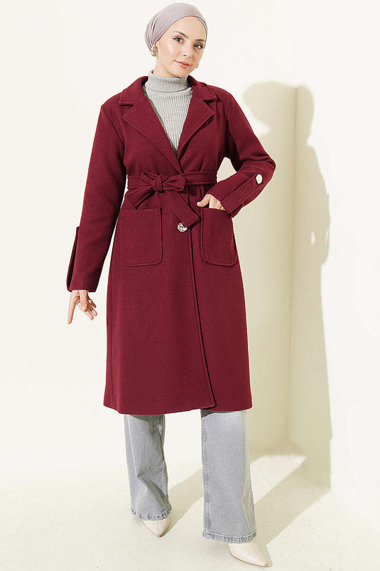 Cappotto Di Lana Borgogna Con Bottoni E Cintura