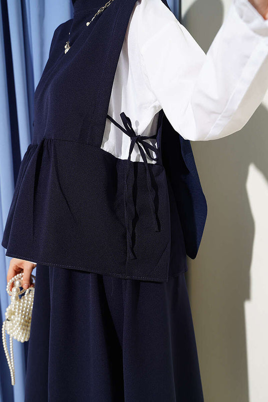 Ensemble jupe à lacets latéraux avec bordure en fil, bleu marine