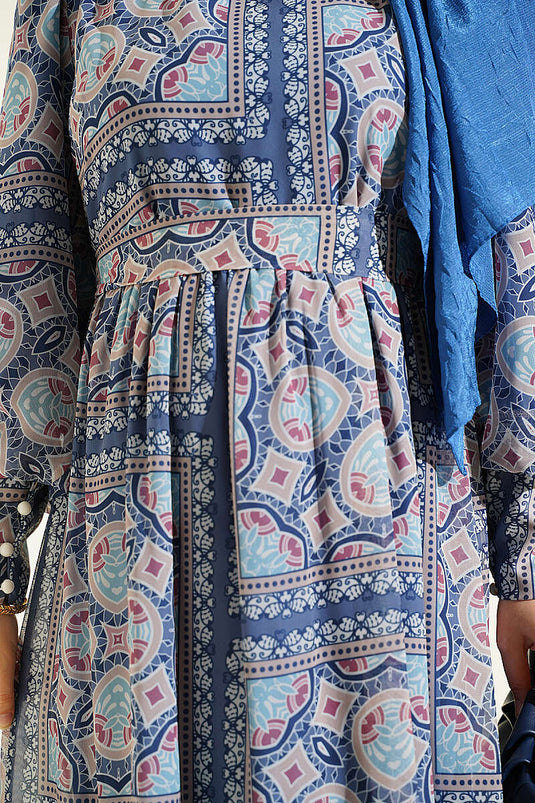 Blaue Gemusterte Chiffon-Kleid Mit Manschettenärmeln