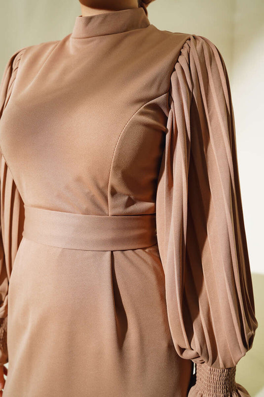 Pleated Belted Dress Milk Coffee