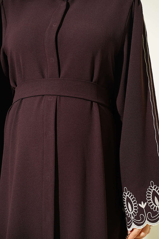Kol Ucu Nakışlı Kuşaklı Abaya Kahve