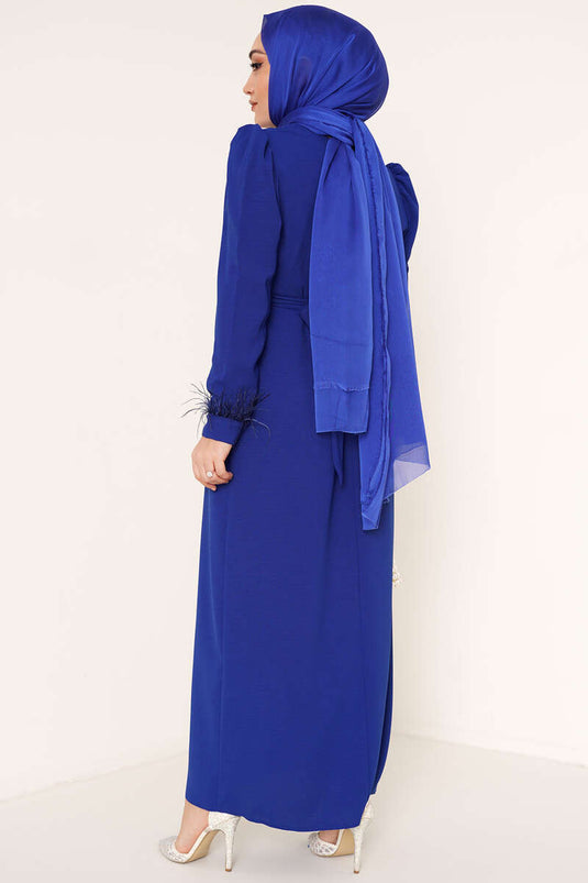 Kol Ucu Tüylü Kemerli Elbise Saks