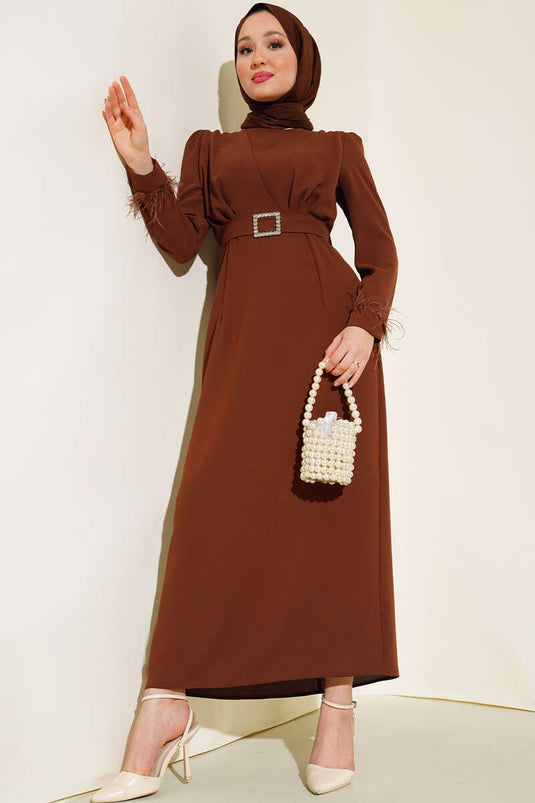 Kol Ucu Tüylü Kemerli Elbise Tarçın