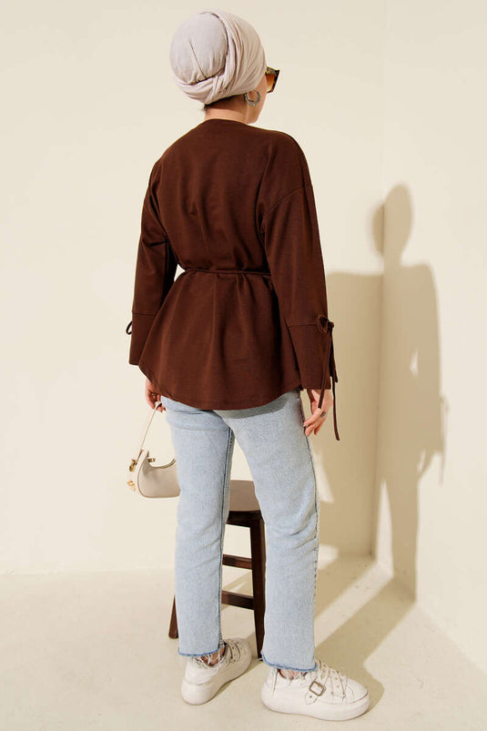 Tunique à deux cordons avec manches à lacets, couleur café
