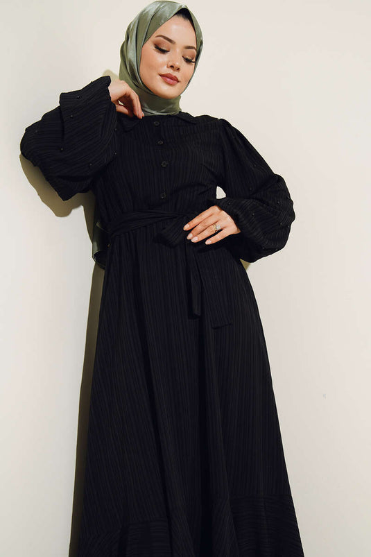 Kolları Boncuk Detaylı Kuşaklı Elbise Siyah