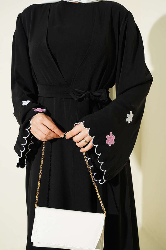 Kolları Çiçek Nakışlı Abaya Siyah