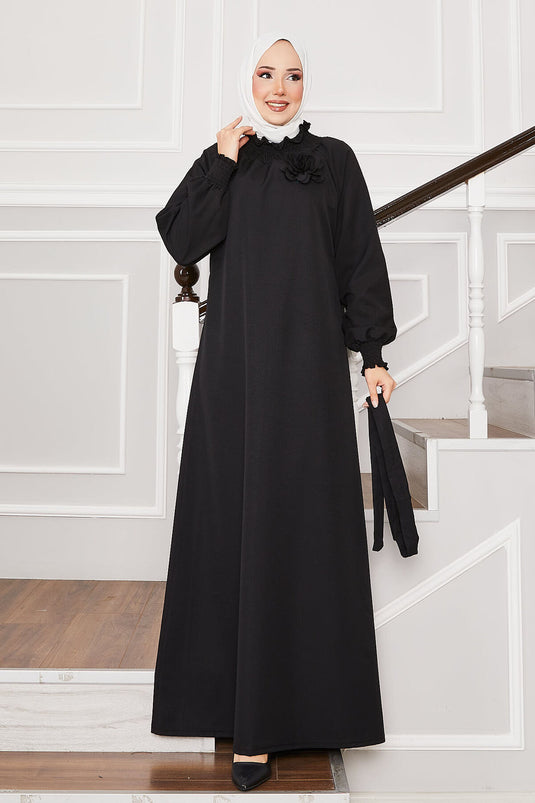 Kolları Gipeli Gül Broşlu Tesettür Elbise Siyah
