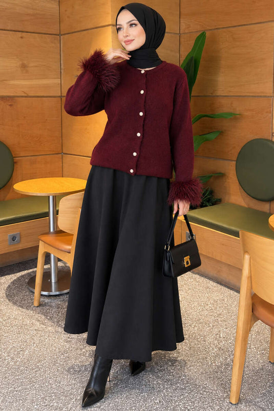Bordeaux Strickjacke Mit Knöpfen Und Fellkragen