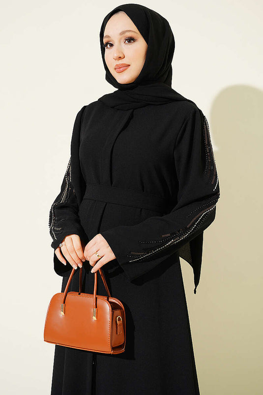 Kolları Pul Nakışlı Krep Abaya Siyah