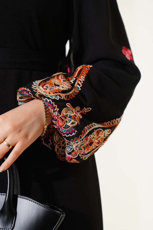 Chiffon geborduurde mouwjurk zwart