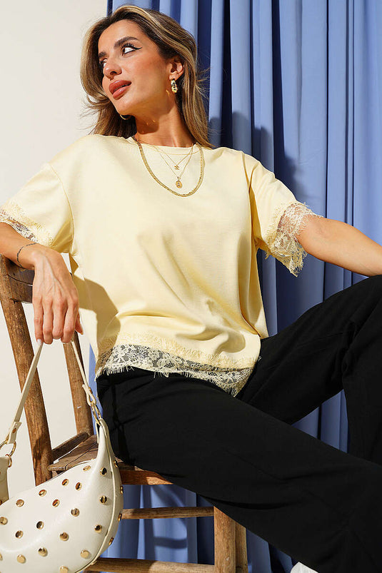 Kolları Ve Eteği Dantelli T-shirt Sarı