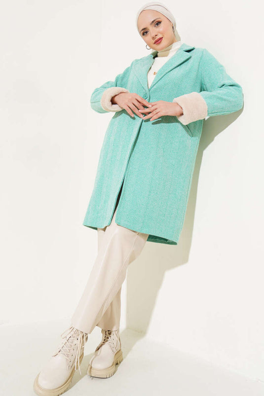 Green Zigzag Pattern Plush Sleeve Overcoat