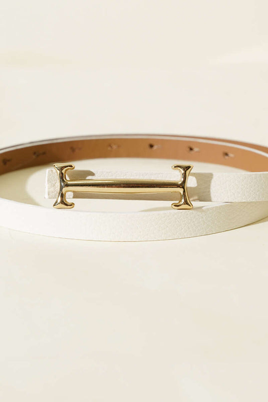 حزام رفيع أبيض بإبزيم جسر