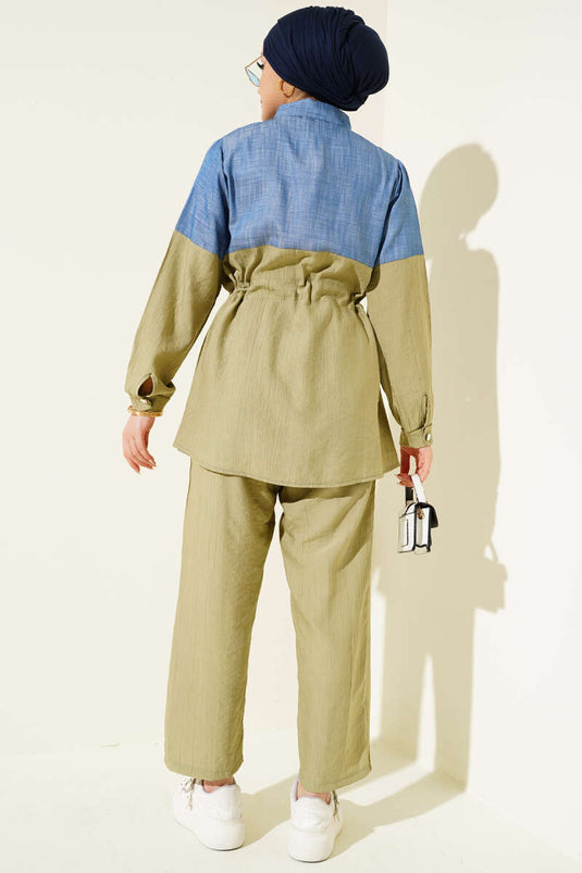 بدلة جينز مزينة بأزرار من قطعتين باللون الكاكي