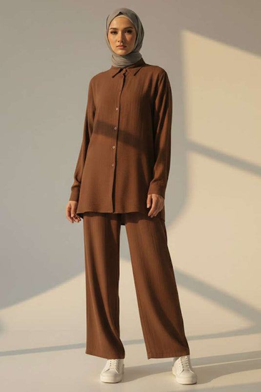 Krinkıl Görünümlü Düğmeli Takım Taba