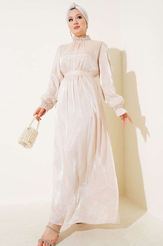 فستان شيفون مزين بحجر كريستال بلون بيج