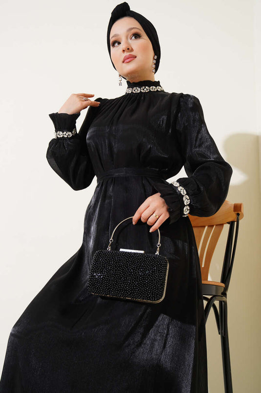 فستان شيفون مزين بحجر الكريستال أسود