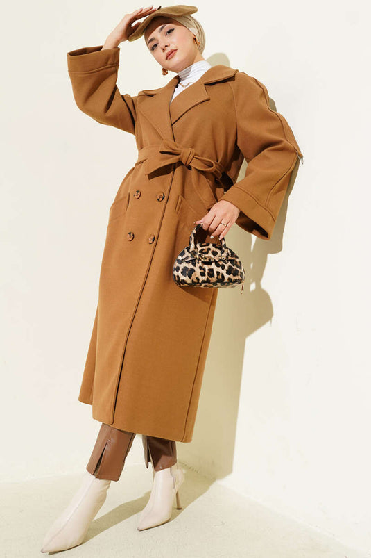 Double-Breasted, Six-Buttoned Cashmere Coat Latte