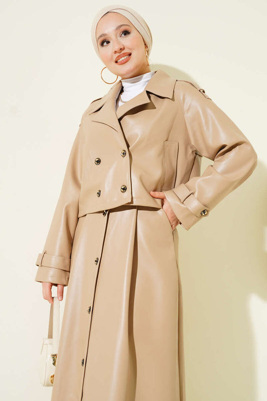 بدلة جلدية مزدوجة الصدر من قطعتين باللون البيج