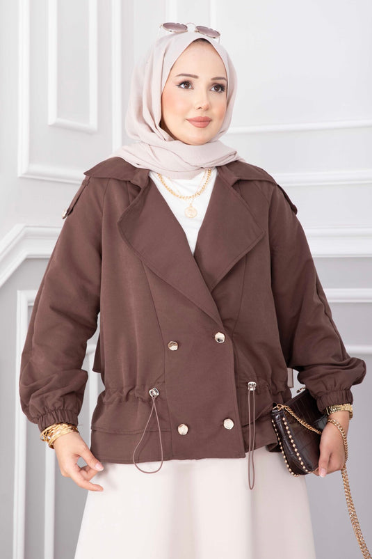 Kurzer, Knopfverschlossener Trenchcoat Mit Wickelkragen In Braun
