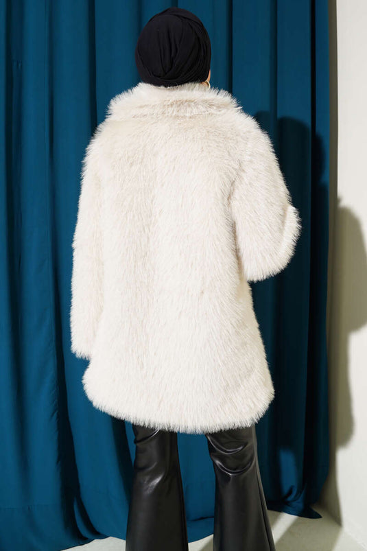 معطف فرو مزدوج الصدر بأزرار من الحجر