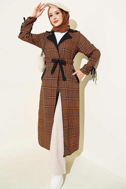 Manteau Camel À Encolure Croisée À Motifs