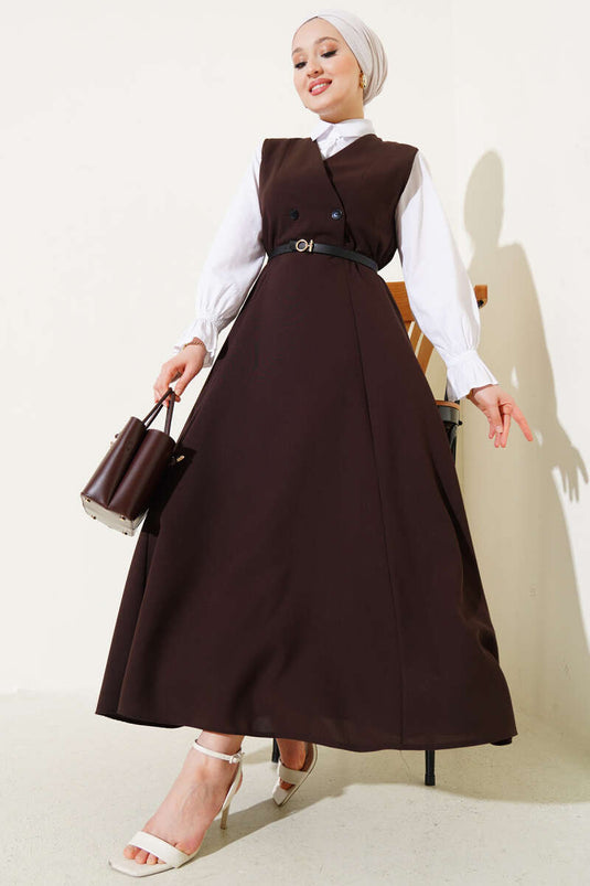 Robe gilet marron à double boutonnage et ceinture