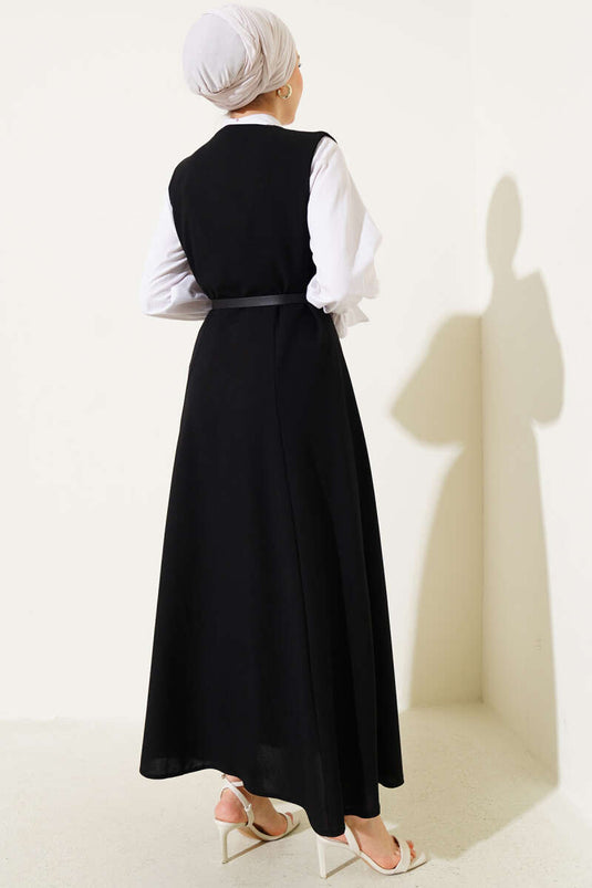 Robe gilet noire à double boutonnage et ceinture