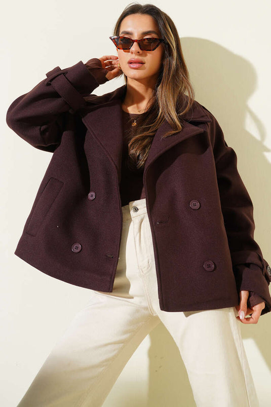 Manteau court croisé, marron.