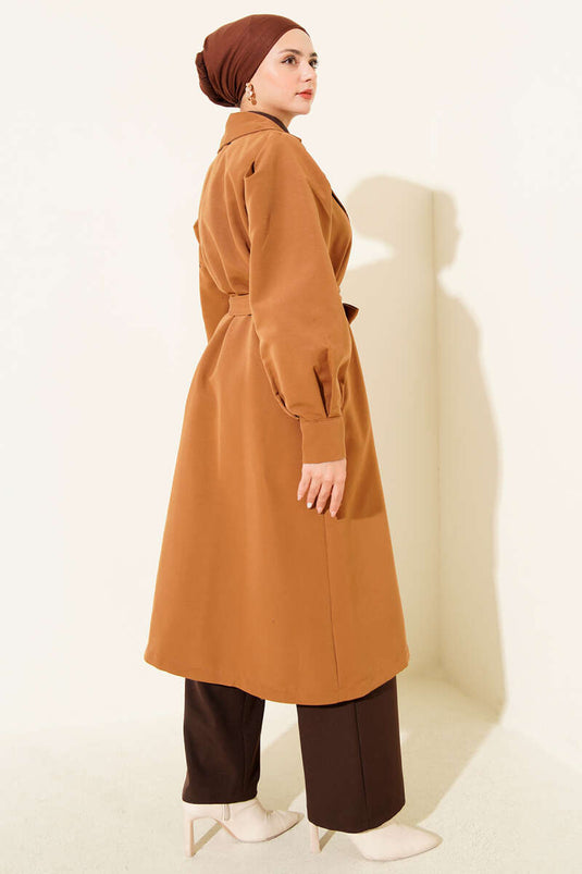 Trench-coat croisé avec ceinture (style Latte)