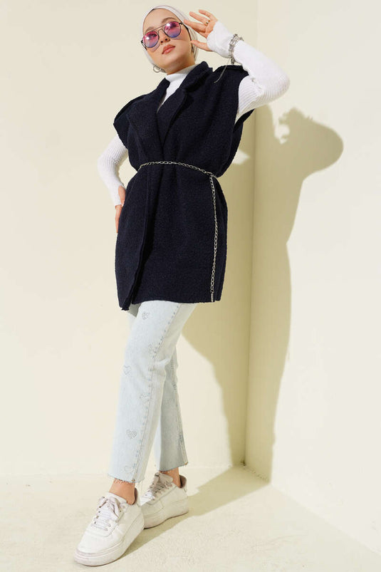 Zweireihige Bouclé-Weste mit Gürtel in Marineblau