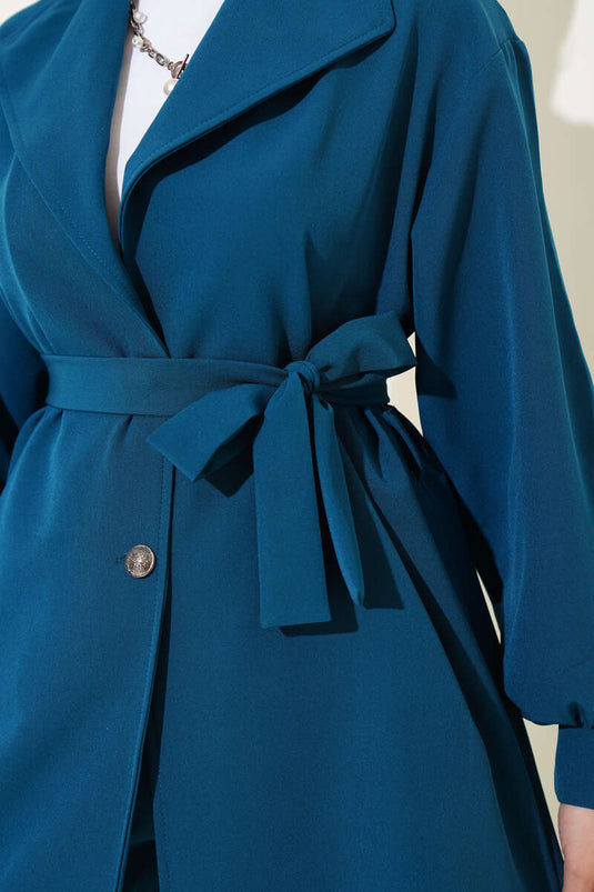 بدلة مكونة من قطعتين بحزام مزدوج الصدر باللون البترولي