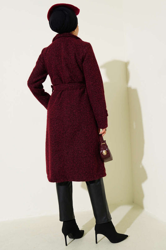 Manteau croisé en cachemire avec ceinture bordeaux