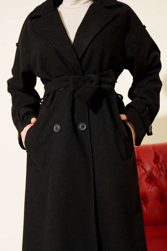 Manteau en laine noir à col croisé avec épaulettes