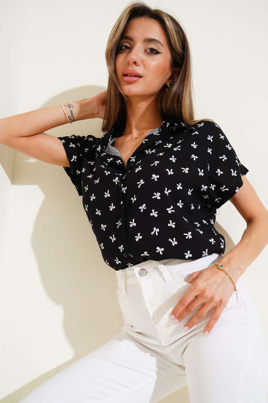 Chemise à manches courtes à motif ruban noire