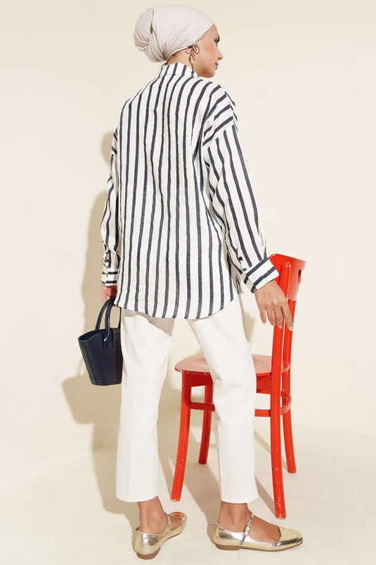 Chemise rayée brodée de ruban bleu marine