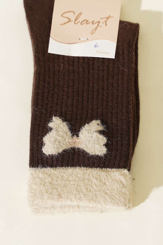 Chaussettes basses pour femme avec détail de barbe en ruban, couleur café