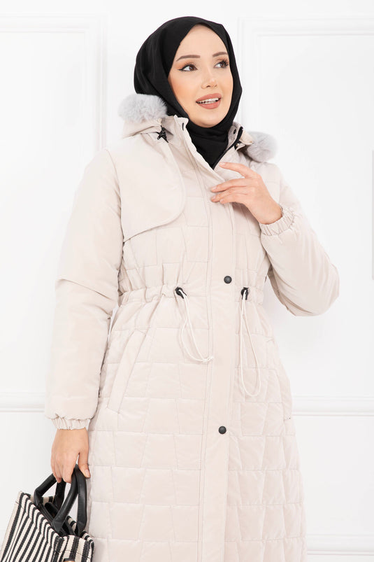 Cappotto Nova con Cappuccio in Pelliccia e Coulisse in Vita Pietra