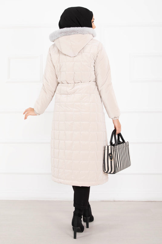 Cappotto Nova con Cappuccio in Pelliccia e Coulisse in Vita Pietra