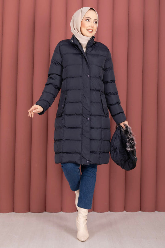 Giacca imbottita con cappuccio in pelliccia sintetica e dettagli con bottoni a pressione, blu scuro