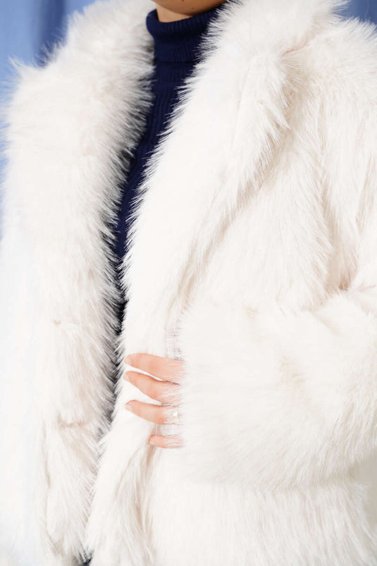 Fur-Trimmed Buttoned Short Coat, Ecru
